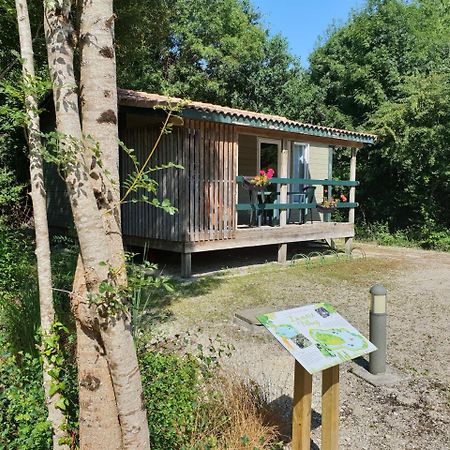 Chalet De La Heronniere Chef-Boutonne Exterior photo